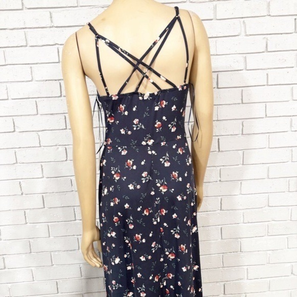 Nine Britton Women's Blue Floral Willow Knit‎ Maxi Dress - Size Medium - Picture 5 of 15